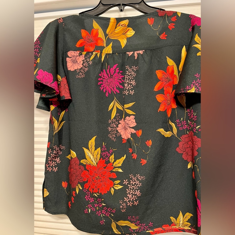 NWT Jack by BB Dakota Blouse XS Top Floral Women Short Sleeve Bohemian Green - Picture 3 of 14